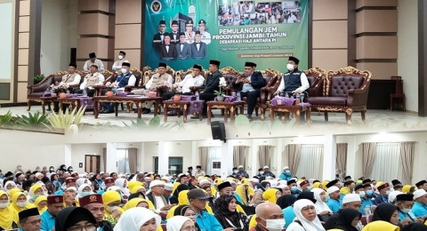 Haru dan Bahagia, Jemaah Haji Kota Jambi Tiba Kembali di Tanah Air